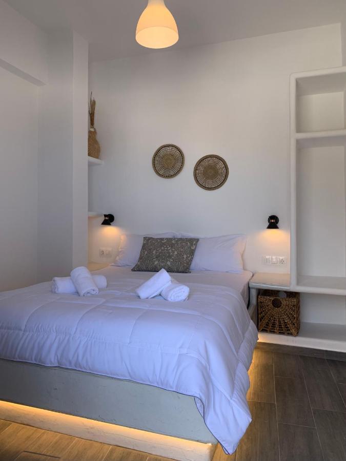 Juli'S Suites Mérichas Екстериор снимка