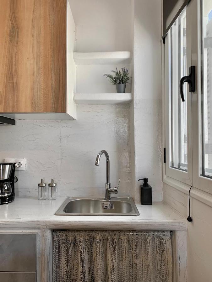 Juli'S Suites Mérichas Екстериор снимка