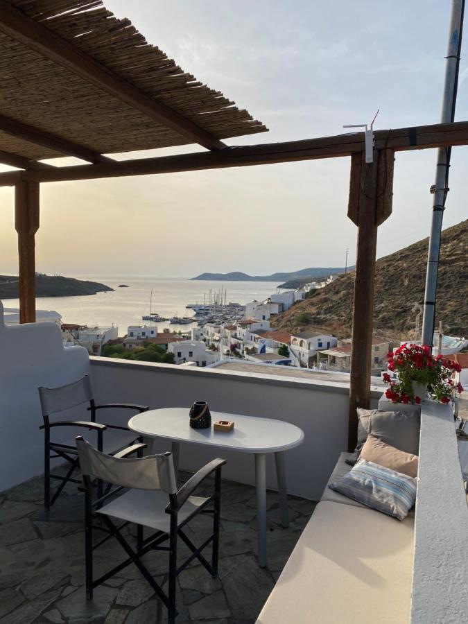 Juli'S Suites Mérichas Екстериор снимка